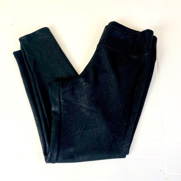Express Black Snakeskin Print Ponte Knit Leggings Size L - Picture 2 of 7